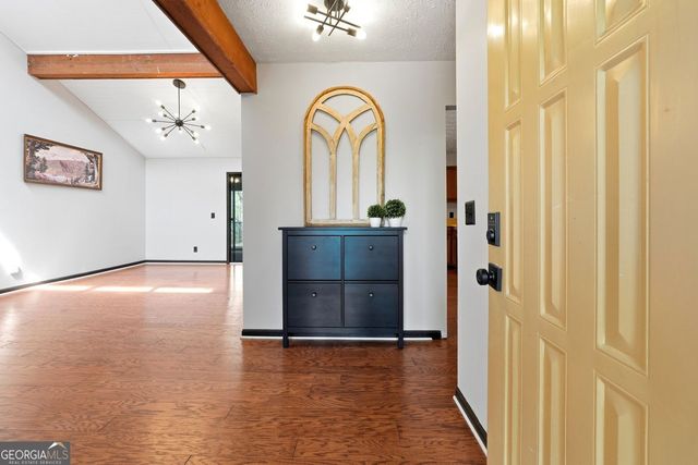300 Fairview Court, Jasper, GA 30143