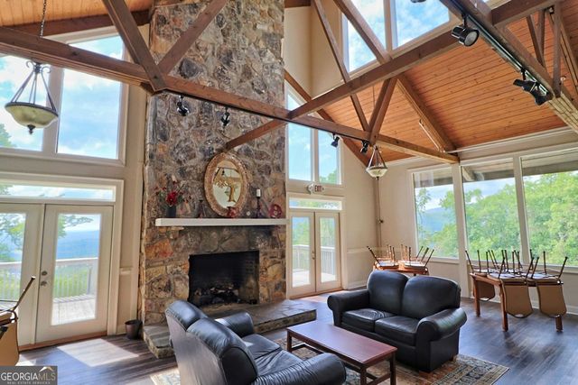 300 Fairview Court, Jasper, GA 30143