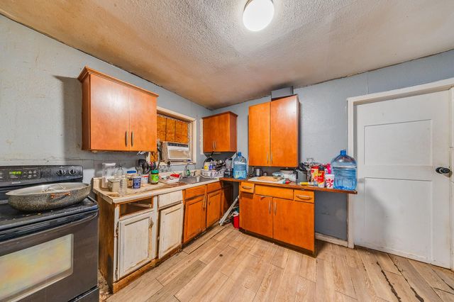 11002 La Crosse Street, Houston, TX 77029