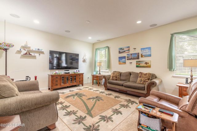 121 Grande Belfly Way, Daytona Beach, FL 32124