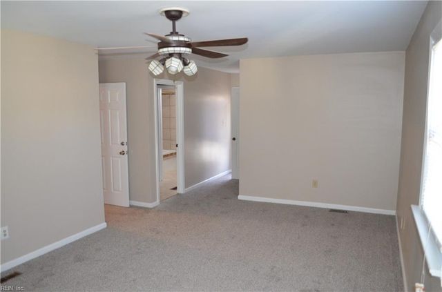 303 White Marsh CT, Hampton, VA 23669