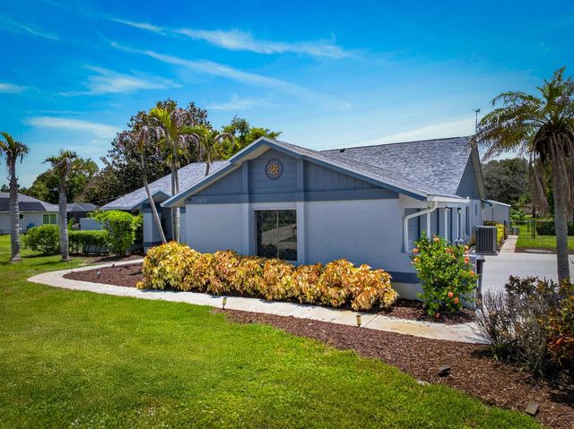 2092 SE PYRAMID Road, Port St. Lucie, FL 34952