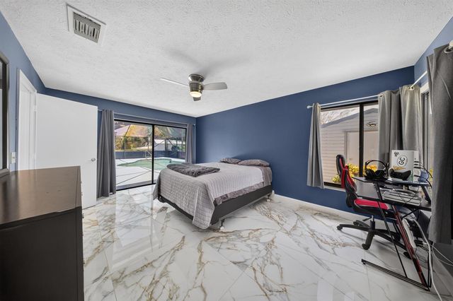 2092 SE PYRAMID Road, Port St. Lucie, FL 34952