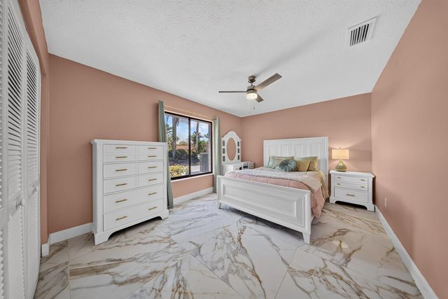 2092 SE PYRAMID Road, Port St. Lucie, FL 34952