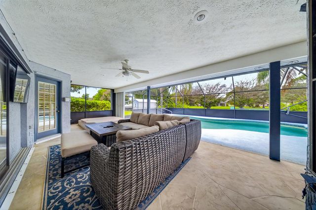 2092 SE PYRAMID Road, Port St. Lucie, FL 34952