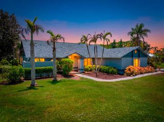 2092 SE PYRAMID Road, Port St. Lucie, FL 34952
