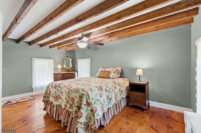 60 Pleasant Run Rd, Readington Twp., NJ 08822