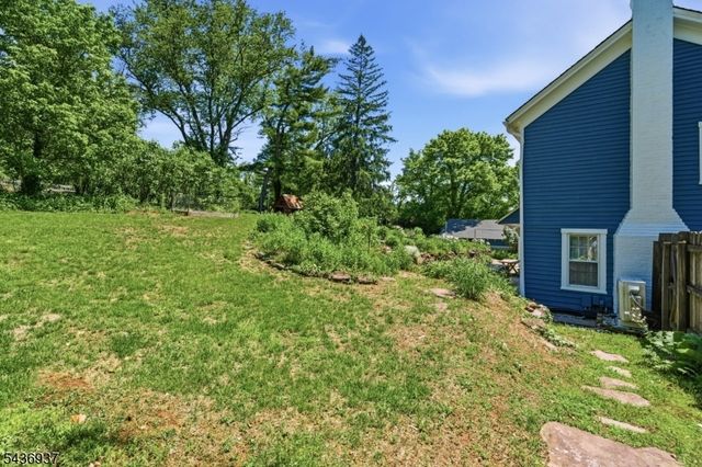 60 Pleasant Run Rd, Readington Twp., NJ 08822