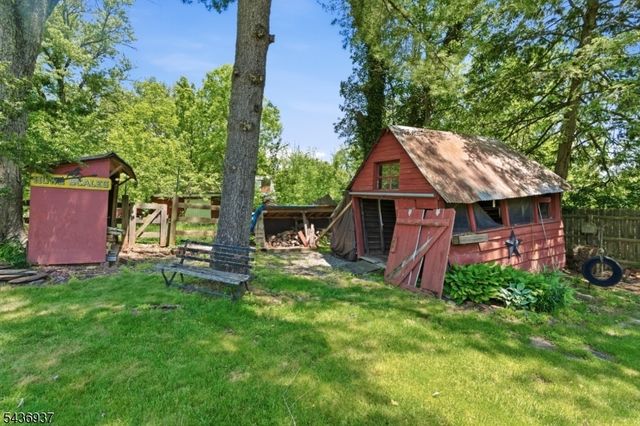 60 Pleasant Run Rd, Readington Twp., NJ 08822