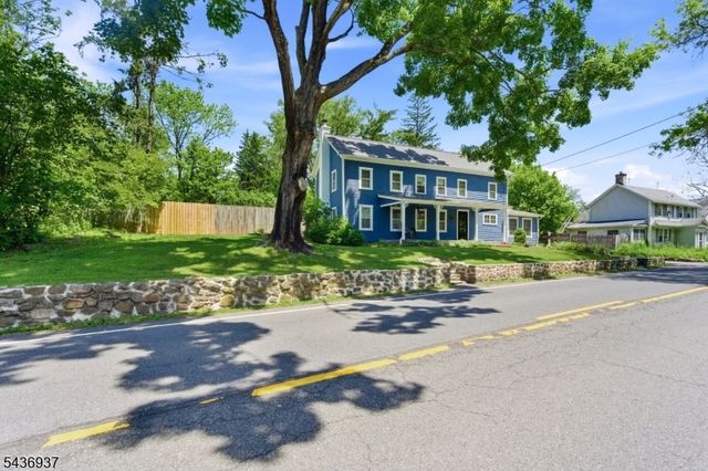 60 Pleasant Run Rd, Readington Twp., NJ 08822