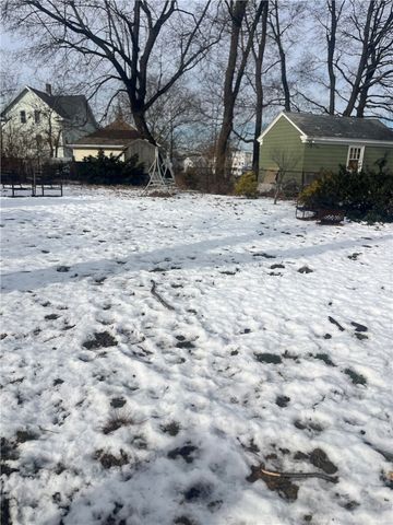 107 Mulberry Street, Pawtucket, RI 02860