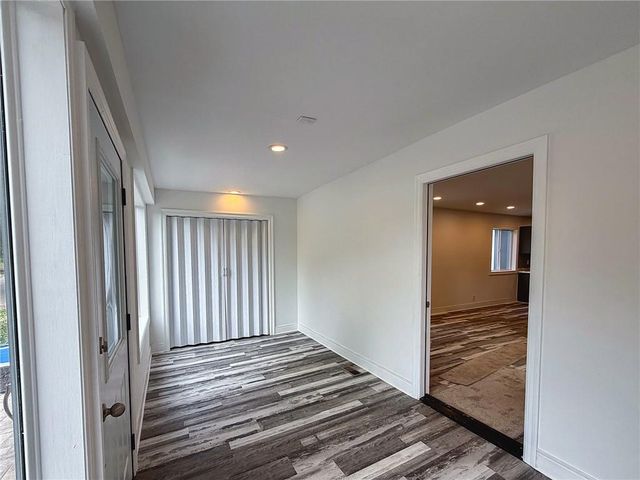 1033 Tenny Avenue, Kansas City, KS 66102