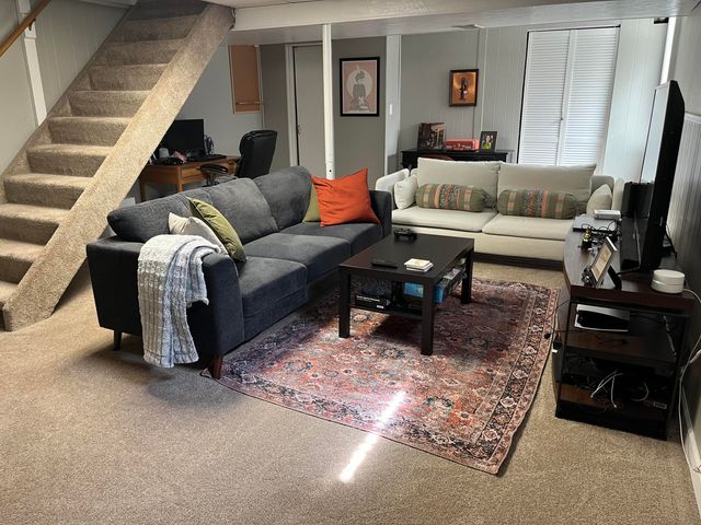 3821 Oakridge Drive, Kalamazoo City, MI 49008