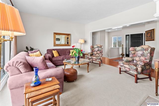 17402 Poppleton Avenue, Omaha, NE 68130