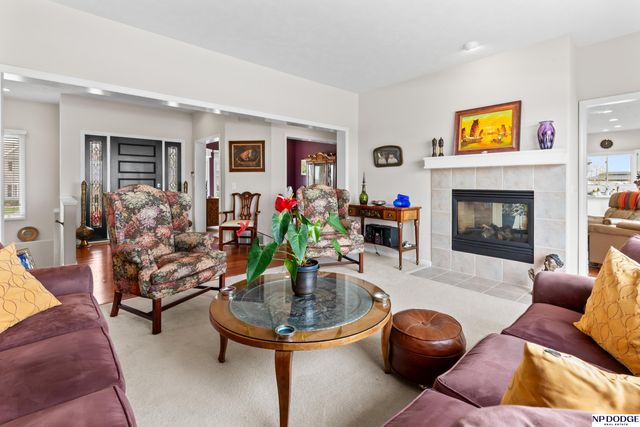 17402 Poppleton Avenue, Omaha, NE 68130