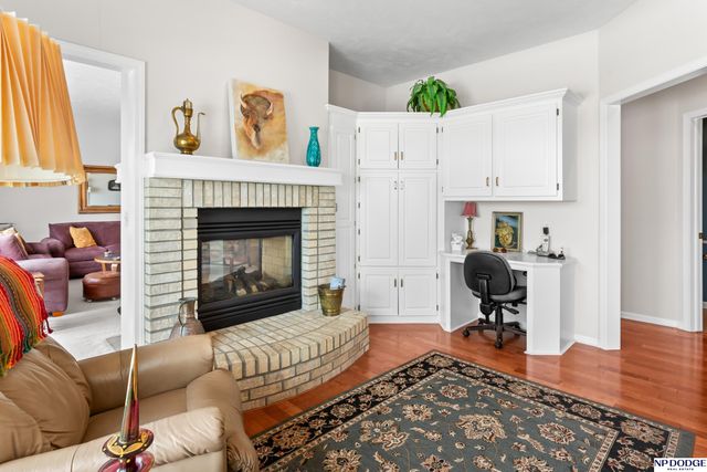 17402 Poppleton Avenue, Omaha, NE 68130