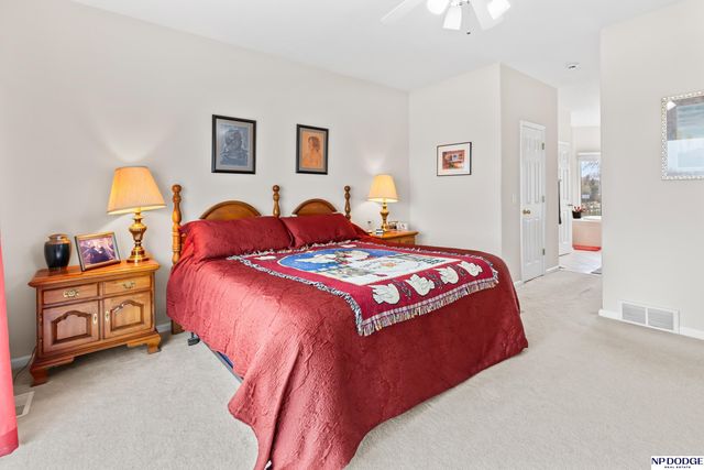 17402 Poppleton Avenue, Omaha, NE 68130