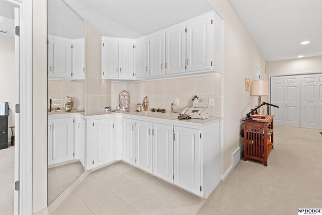 17402 Poppleton Avenue, Omaha, NE 68130