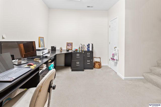 17402 Poppleton Avenue, Omaha, NE 68130