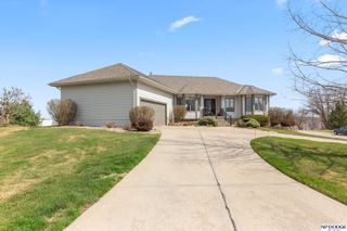 17402 Poppleton Avenue, Omaha, NE 68130