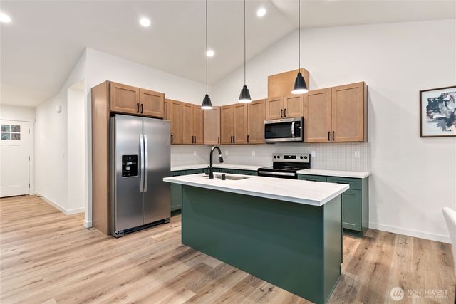 2219 202nd Avenue SW, Lakebay, WA 98349