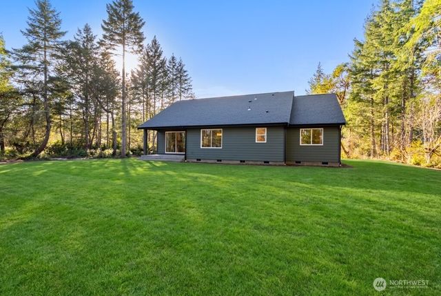 2219 202nd Avenue SW, Lakebay, WA 98349