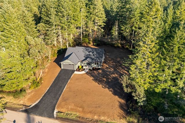 2219 202nd Avenue SW, Lakebay, WA 98349