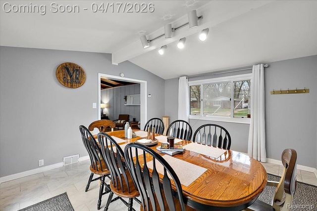 27754 Spring Arbor Drive, Southfield, MI 48076