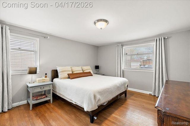 27754 Spring Arbor Drive, Southfield, MI 48076