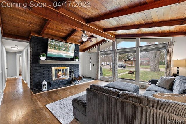 27754 Spring Arbor Drive, Southfield, MI 48076