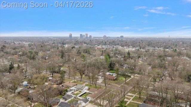 27754 Spring Arbor Drive, Southfield, MI 48076