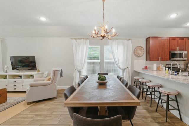 2409 Ross Avenue, Fort Worth, TX 76164