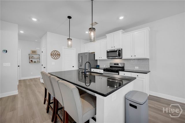 415 Station Overlook Drive, Auburn, GA 30011