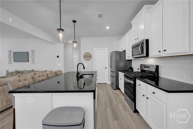 415 Station Overlook Drive, Auburn, GA 30011