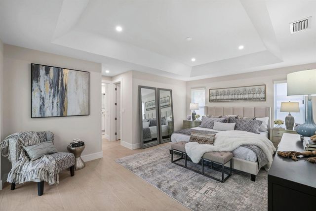 3901 NW 27th Avenue, Boca Raton, FL 33434