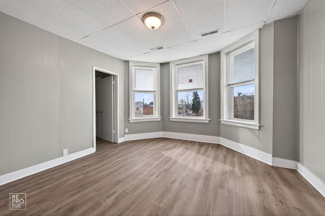 738 E marquette Road, Chicago, IL 60637