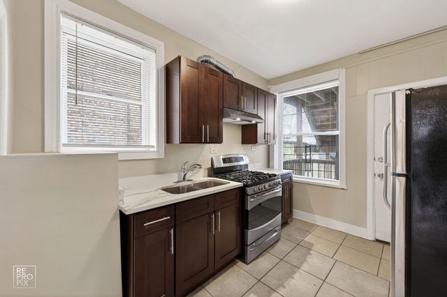 738 E marquette Road, Chicago, IL 60637