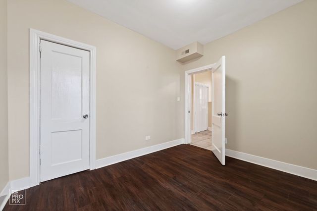 738 E marquette Road, Chicago, IL 60637