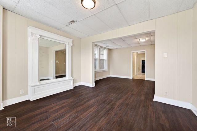 738 E marquette Road, Chicago, IL 60637