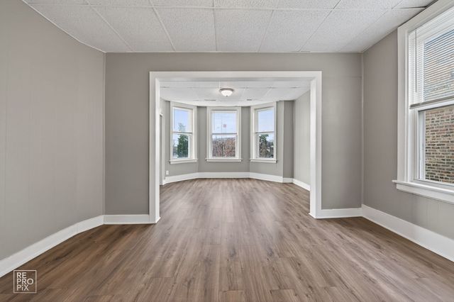 738 E marquette Road, Chicago, IL 60637