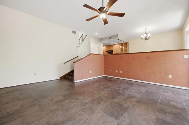 5328 NW 9TH LANE, Gainesville, FL 32605