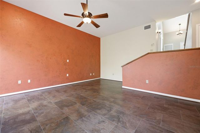 5328 NW 9TH LANE, Gainesville, FL 32605