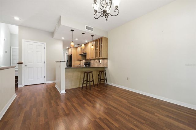 5328 NW 9TH LANE, Gainesville, FL 32605