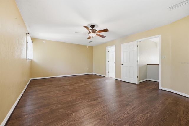 5328 NW 9TH LANE, Gainesville, FL 32605