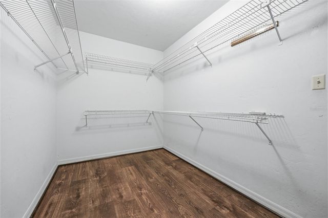 5328 NW 9TH LANE, Gainesville, FL 32605