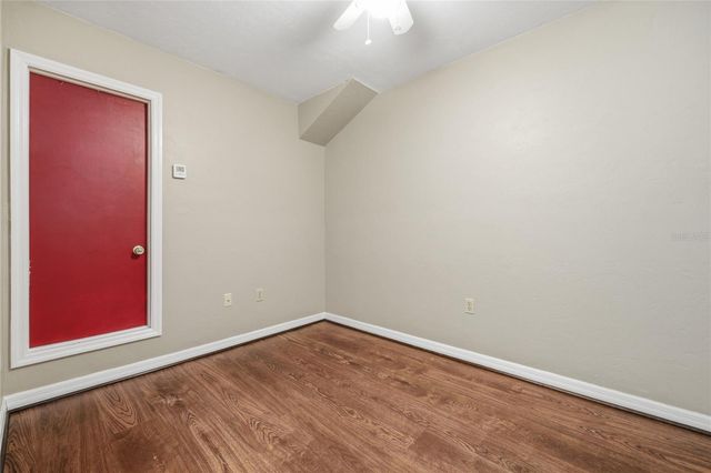 5328 NW 9TH LANE, Gainesville, FL 32605