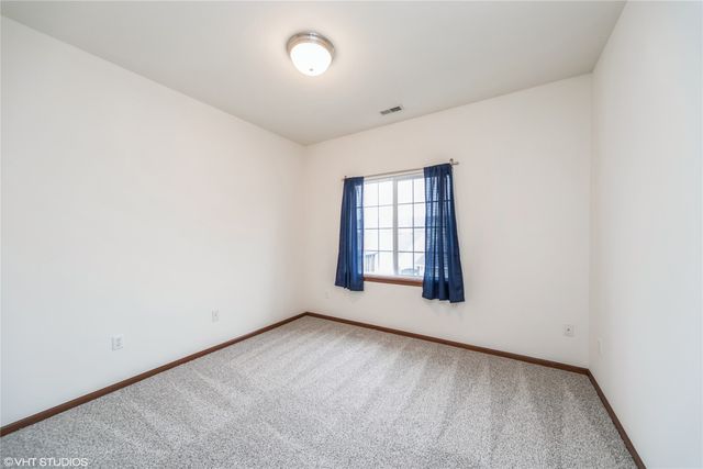 1624 NW Prairie Lakes Drive 4, Ankeny, IA 50023