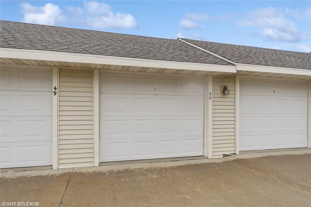 1624 NW Prairie Lakes Drive 4, Ankeny, IA 50023