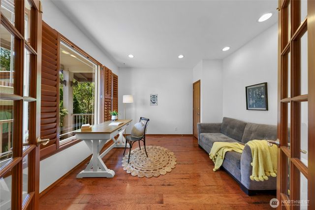 3217 Locust Avenue, Bellingham, WA 98225