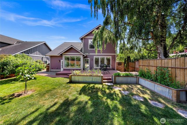 3217 Locust Avenue, Bellingham, WA 98225